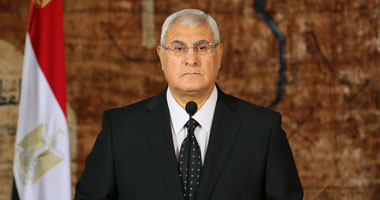 الرئيس عدلى منصور فى أول حوار تليفزيونى: نرفض التدخل العسكرى بسوريا.. وسأعود للقضاء عقب انتهاء المرحلة الانتقالية.. لجأنا للطوارئ لأن الوطن فى خطر.. الشرطة التزمت بالقانون فى فض اعتصامى النهضة ورابعة 1 37201319134030