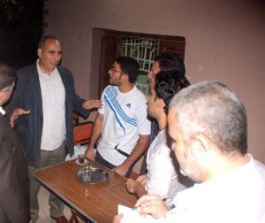 محافظ الشرقية يقرر الإطاحة برئيس مركز ومدينة بلبيس ونوابه للإهمال والتقصير في العمل 1 محافظ الشرقية