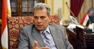 مقرر لجنة الخمسين: مجلس الشورى يكلف الدولة 500 مليون جنيه سنويًا 1 مقرر لجنة الخمسين
