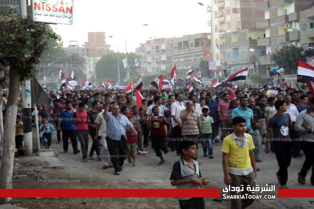بالصور.. أهالي مدينة ههيا يحتفلون بذكري نصرأكتوبر 1 1381573_532680953480026_1467224987_n