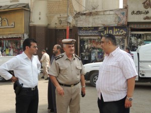 بالصور ..حملة أمنية لإزالة الإشغالات وضبط المخالفات المرورية بالزقازيق 2 2