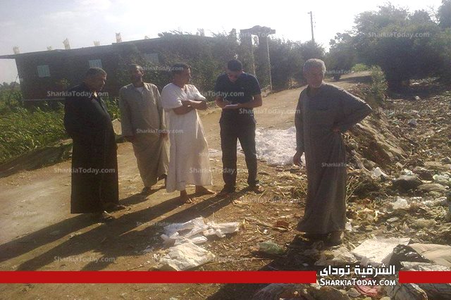 بالصور ...قري بالشرقية تغرق في القمامة والاهالي تستغيث 1 603927_531835566897898_1324679853_n