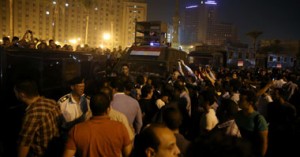 انتقال الاشتباكات بين المتظاهرين والأمن من "جامعة الدول" لـ"التحرير" 1 أرشيفية