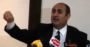 خالد على يعلن الانضمام إلى دفاع ألتراس أهلاوى 1 خالد على المحامى والمرشح الرئاسى السابق