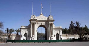 قوات الأمن تحيط قصر القبة بالأسلاك الشائكة تحسبًا لمظاهرات الإخوان 1 قوات الأمن تحيط قصر القبة بالأسلاك الشائكة تحسبًا لمظاهرات الإخوان