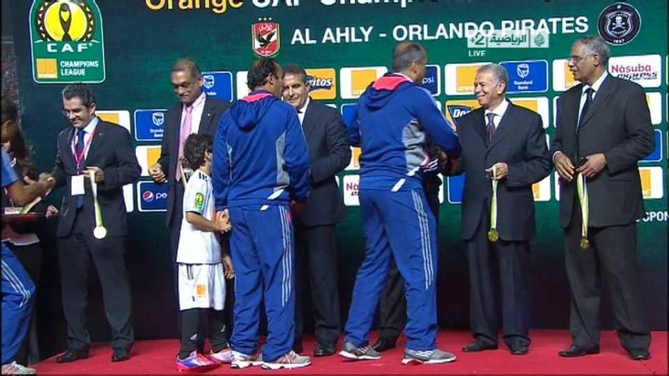 بالفيديو والصور ...الاهلي يفوز ببطولة دوري أبطال أفريقيا للمرة الثامنة 3 1 (1)