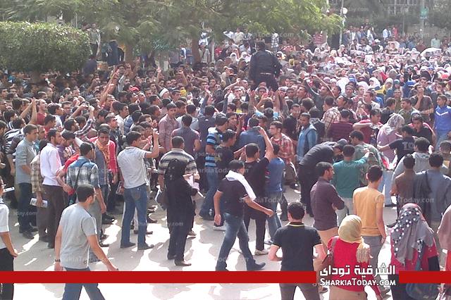 بالصور .. مسيره لطلاب الآخوان بجامعة الزقازيق اعتراضا علي محاكمة مرسي 2 1
