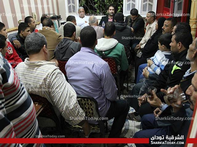 المصري الديمقراطي بالشرقية يناقش الغاء نسبة العمال والفلاحين بالدستور 1 1463168_258015291017664_562184861_n