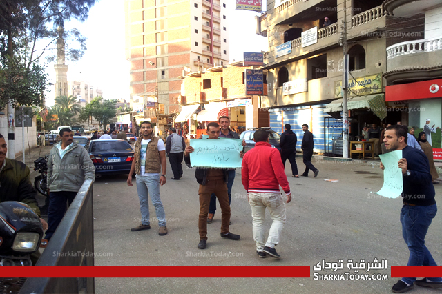 وقفة للقوى الثورية بديرب نجم اعتراضًا على قانون التظاهر 1 6