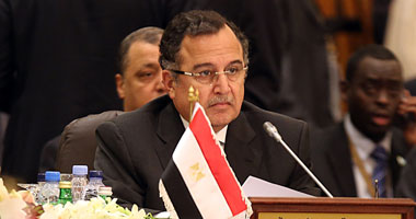 نبيل فهمى تعليقا على طرد سفير تركيا: قراراتنا لا تبنى على العواطف 1 s1120131715220