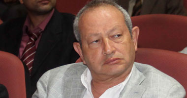 "ساويرس" : بناء مصر أهم من "مرسى" وباسم يوسف 1 s5201310175121
