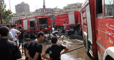 "الإطفاء" تدفع بـ8 سيارات للسيطرة على حريق مصنع بلاستيك بالشرقية 1 s9201328143119