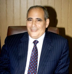 االمحافظ منور