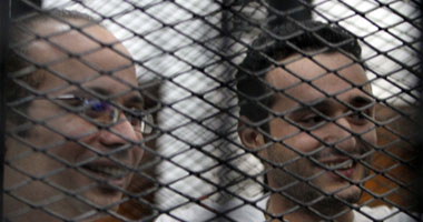 حبس دومة وأحمد ماهر ومحمد عادل 3سنوات وتغريم كل منهم 50 ألف جنيه 1 11220138203933