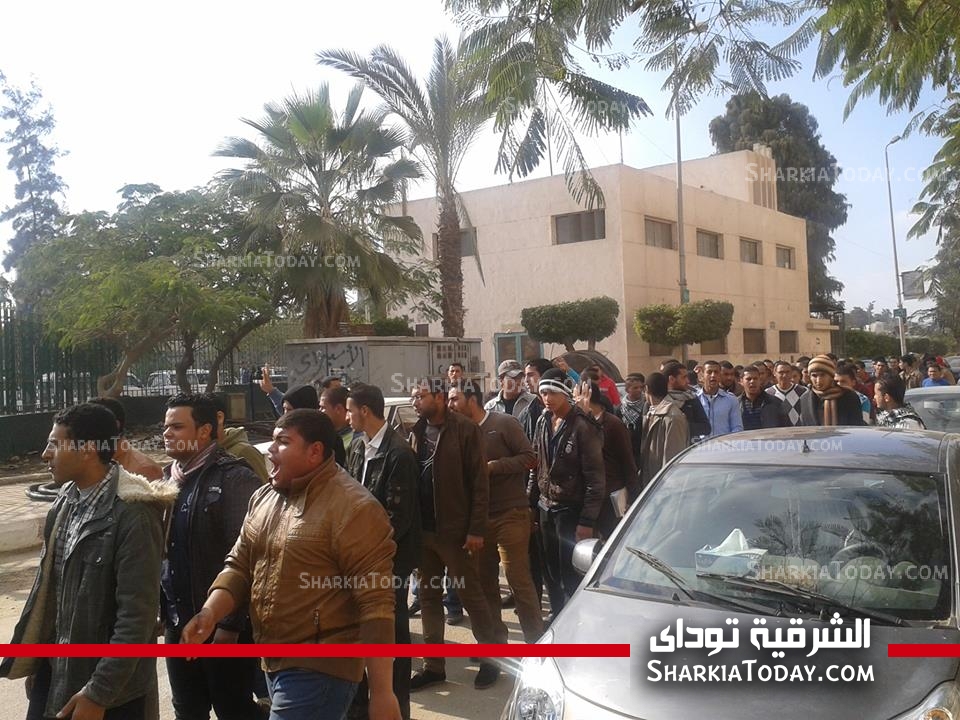 مسيرة لطلاب الإخوان بجامعة الزقازيق تتطالب بالإفراج عن زملائهم المعتقلين 1 2