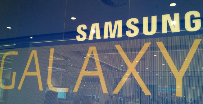 سامسونج تعتزم البدء بإنتاج “جالاكسي إس 5″ في يناير المقبل 1 New-Samsung-galaxy-700x357