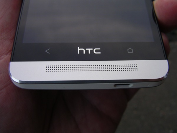 أفضل الإبتكارات لعام 2013 3 leave-the-portable-speaker-behind-with-htc-boomsound-on-the-htc-one-video