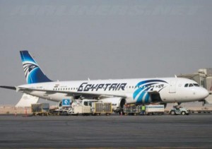 في واقعة غريبة بمطار القاهرة
