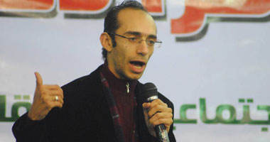 "تمرد" للمقاطعين: لا للتجارة سواء بالدين أو بالثورة 1 محمد عبد العزيز مسئول الاتصال السياسى بتمرد