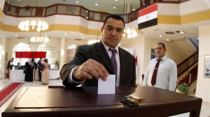 OMAN-EGYPT-POLITICS-REFERENDUM-VOTE