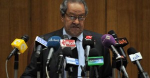 وزير الصناعة: مصر لا تتحمل موجة ثالثة لـ 25 يناير لأن "الناس تعبت" 1 وزير الصناعة