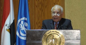 "الببلاوى" يعلن وقف تنفيذ قرار وزير الرياضة بشأن مجلس النادى الاهلى 1 يعلن وقف تنفيذ قرار وزير الرياضة بشأن مجلس النادى الاهلى
