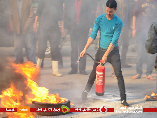 شاهد بالفيديو والصور : الزقازيق بين توافد كثيف للناخبين واشتباكات عنيفه باليوم الأول للاستفتاء علي الدستور 3 1