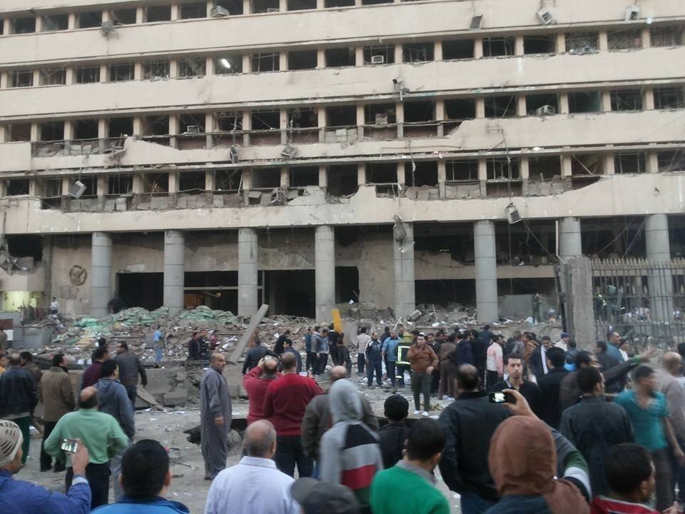 الصحة: 15 قتيلا و78 مصابا حصيلة تفجيرات واشتباكات الأمس 1 1653679_10151861062186752_1581154922_n