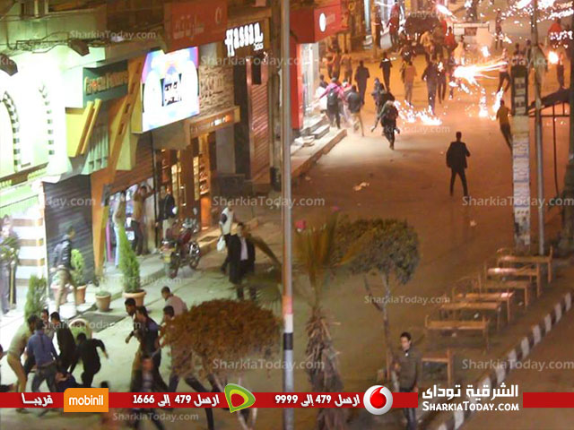 بالفيديو والصور : قوات الأمن تسيطر علي أحداث شغب " الاخوان " بميدان القومية في الزقازيق 3 اخوان
