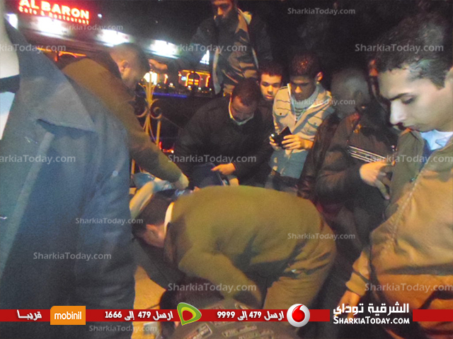 بالصور : حقيبة ملابس تثير الذعر بين المواطنين في الزقازيق 2 فيديو