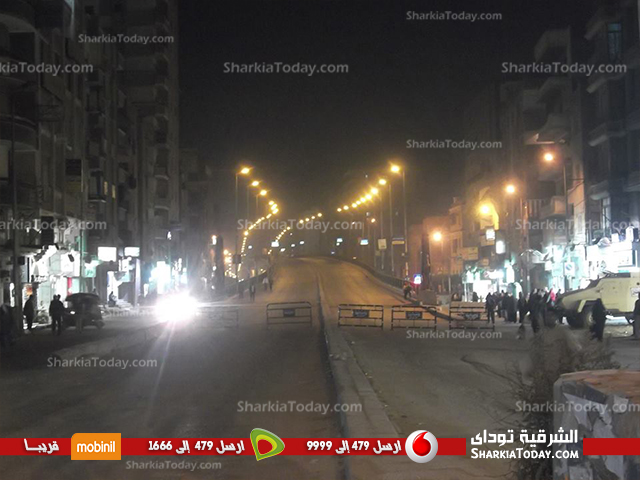 بالصور : مديرية أمن الشرقية تقيم الحواجز الأمنيه وتغلق الكوبري أمام حركة السيارات 3 كوبري2