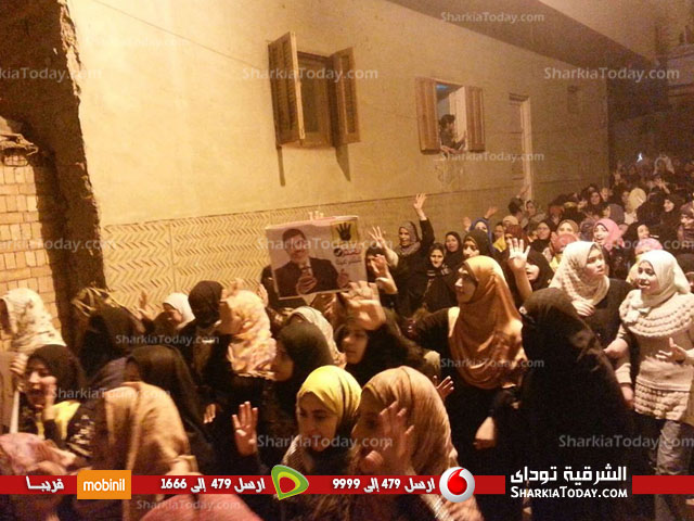 انصار المعزول بمسقط رأسه : لا نعترف بنتيجة الاستفتاء بـ " نعم " 1 مرسى