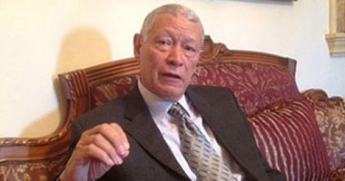 مستشار الرئيس: اللياقة الجسدية والنفسية بين شروط الترشح للرئاسة 1 المستشار على عوض مستشار رئيس الجمهورية للشئون الدستورية