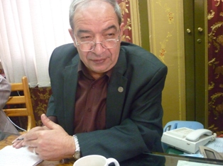 سامى عبد العزيز وكيل وزارة التعليم بالشرقية