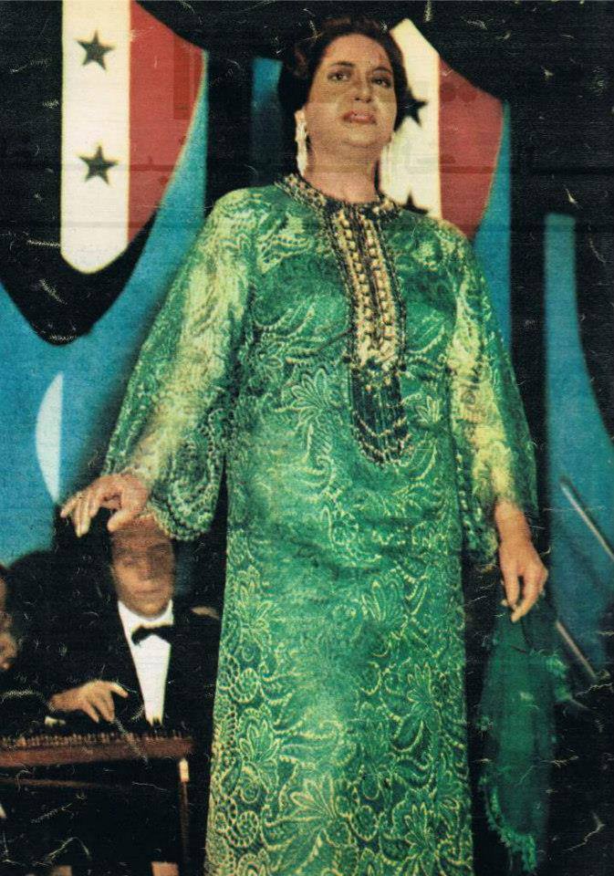 زي النهاردة.. رحيل كوكب الشرق أم كلثوم 3 فبراير 1975 7 1208796_204171003093904_1682743040_n