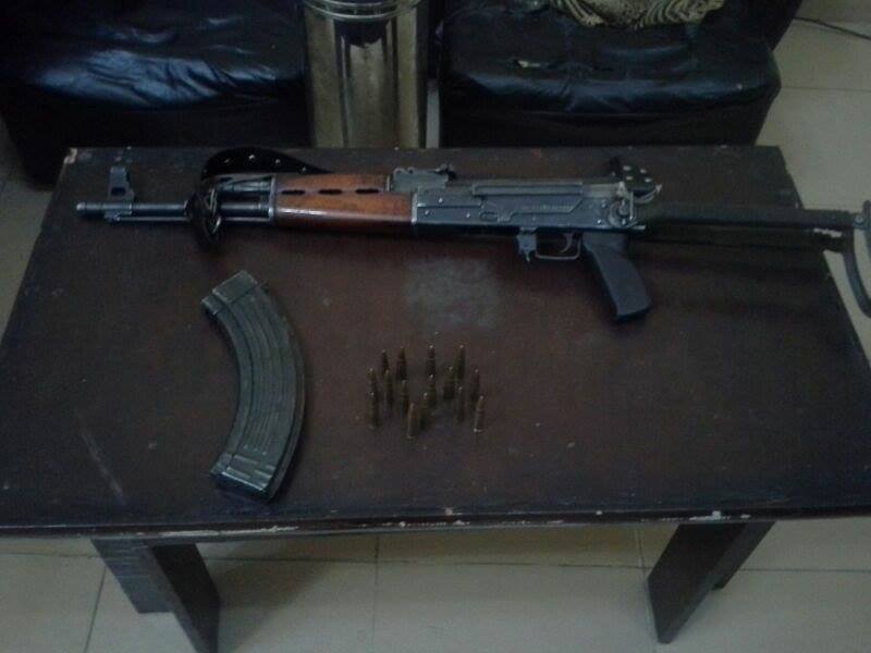 مقتل احد افراد تشكيل عصابى لسرقة سيارات بالزقازيق اثناء القبض عليه 1 1620629_578853885542633_134281615_n
