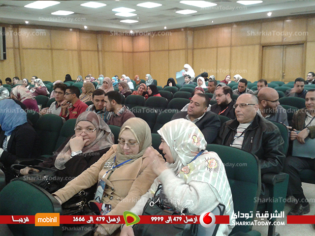 بالصورو الفيديو ...محافظ الشرقية ورئيس جامعة الزقازيق يفتتحان مؤتمر التخطيط الإستراتيجى 2 44