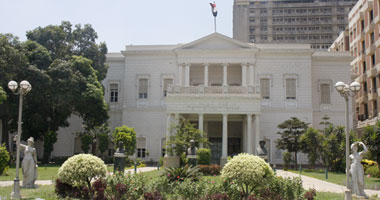 تجمهر للمعلمين اعتراضًا على إلغاء تثبيتهم بالشرقية 1 s1200914195211
