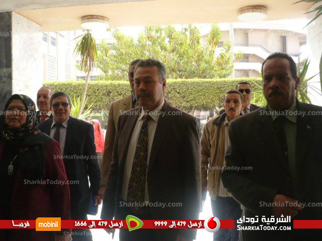 توقيع برتوكول "معاً للقضاء على الأمية" بمشاركة طلاب جامعة الزقازيق سنوياً 4 توقيع برتوكول معاً للقضاء على الأمية بمشاركة طلاب جامعة الزقازيق سنوياً (3)