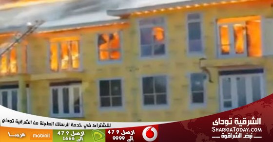 بالفيديو.. نجاة عامل بناء من حريق بطريقة عجيبة 1 نجاة عامل بناء من حريق بطريقة عجيبة