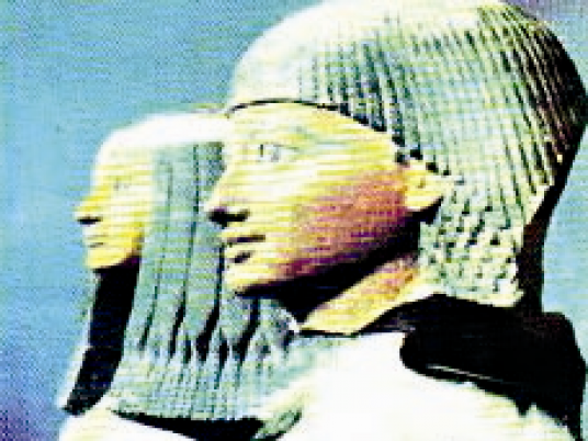 عقود الزواج بمصر القديمة نصت على تخصيص راتبًا شهريًا لزينة المرأة 1 khwnkhb