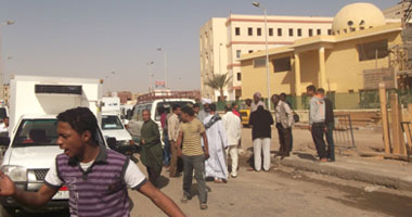 أزمة مرورية بالزقازيق بسبب استمرار قطع طريق "منيا القمح - الزقازيق" 1 s1201427124816