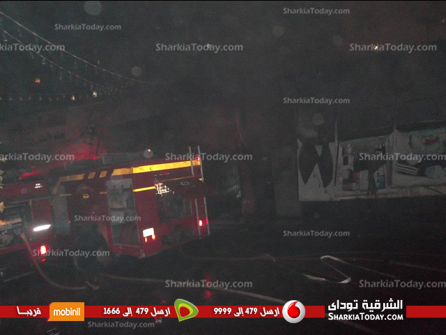 بالصور : حريق هائل بمعرض البارون بجوار مبنى محافظة الشرقية 3 البارون