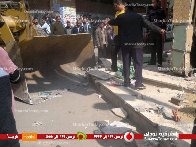 بالصور..حملة مكبرة لإزالة التعديات على الأراضى بالزقازيق 3 حملة مكبرة لإزالة التعديات على الأراضى بالزقازيق (1)