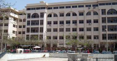 عميد آداب الزقازيق ينفى حدوث أخطاء فى درجات الطلاب 1 كليه الاداب جامعه الزقازيق