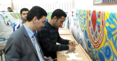 إعادة بين أمانى كفاف وصلاح عبد المجيد على انتخابات المهندسين بالشرقية 1 Untitled-3420145182758
