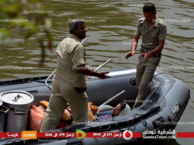 انقاذ سيدة حاولت الانتحار غرقاً ببحر مويس في الزقازيق 3 10177284_10152090996663671_6856534365699304609_n