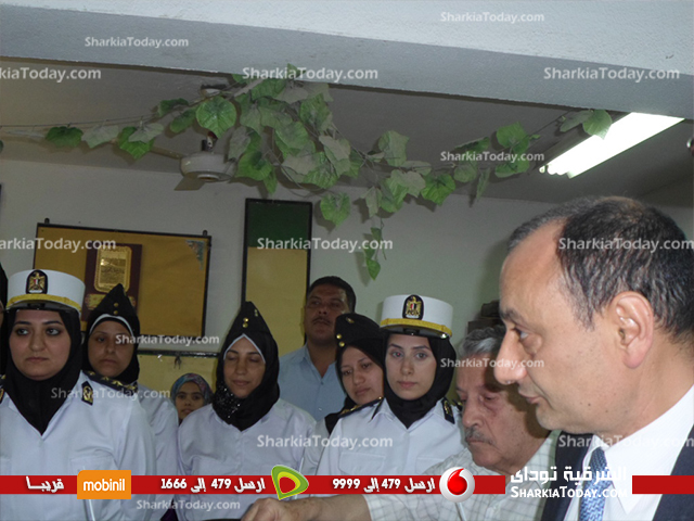 بالصور : الشرطة النسائية تزور لجان مدرسة أحمد عرابى بالزقازيق لتفقد الامن في اليوم الثاني من الانتخاب 4 1