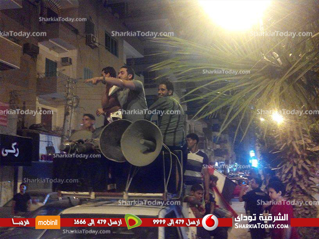 بالصور : عقب مؤشرات اكتساح السيسي مؤيدية يحتفلون بشوارع الشرقية 1 3