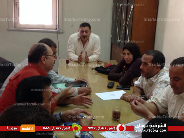 رئيس مجلس مدينة الزقازيق يعقد إجتماعاً طارئاً لمناقشة كبري المشروعات بالمدينة 1 Use-